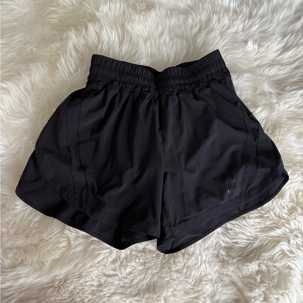 lululemon athletica Black Track That HR Short 5" *Lined BLK size 8